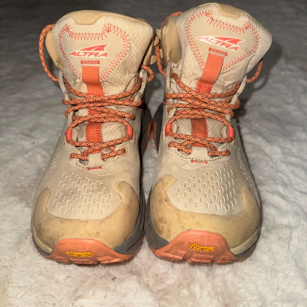 Women’s Altra Olympus 5 Tan and Coral Hiking Boots - Picture 2 of 9
